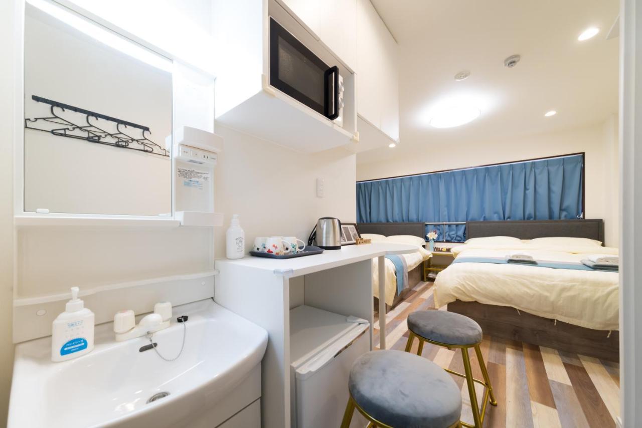 High Five Guest House Tokyo prefektur Exteriör bild